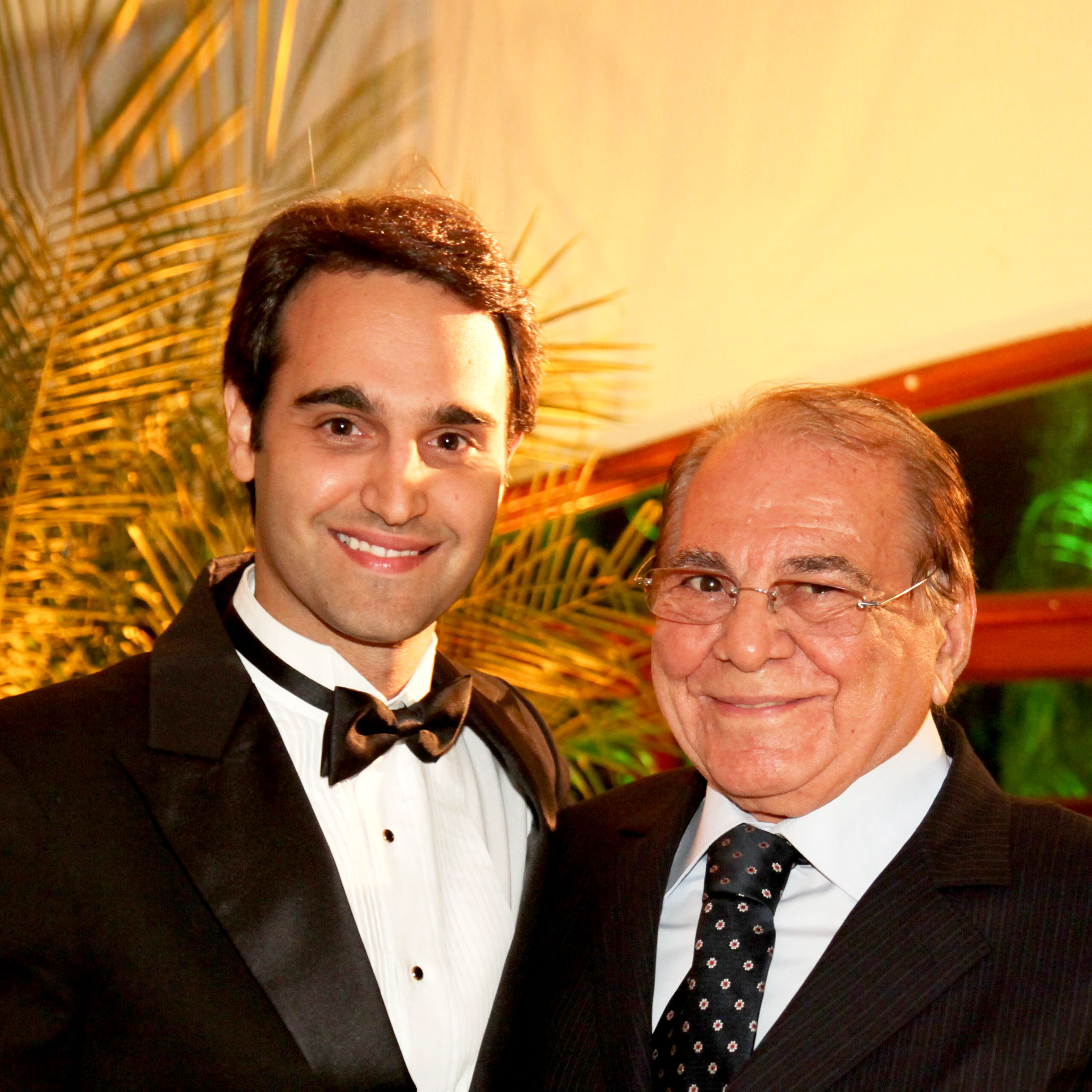 Curso de pós-graduação forma cirurgiões plásticos com o mestre da especialidade